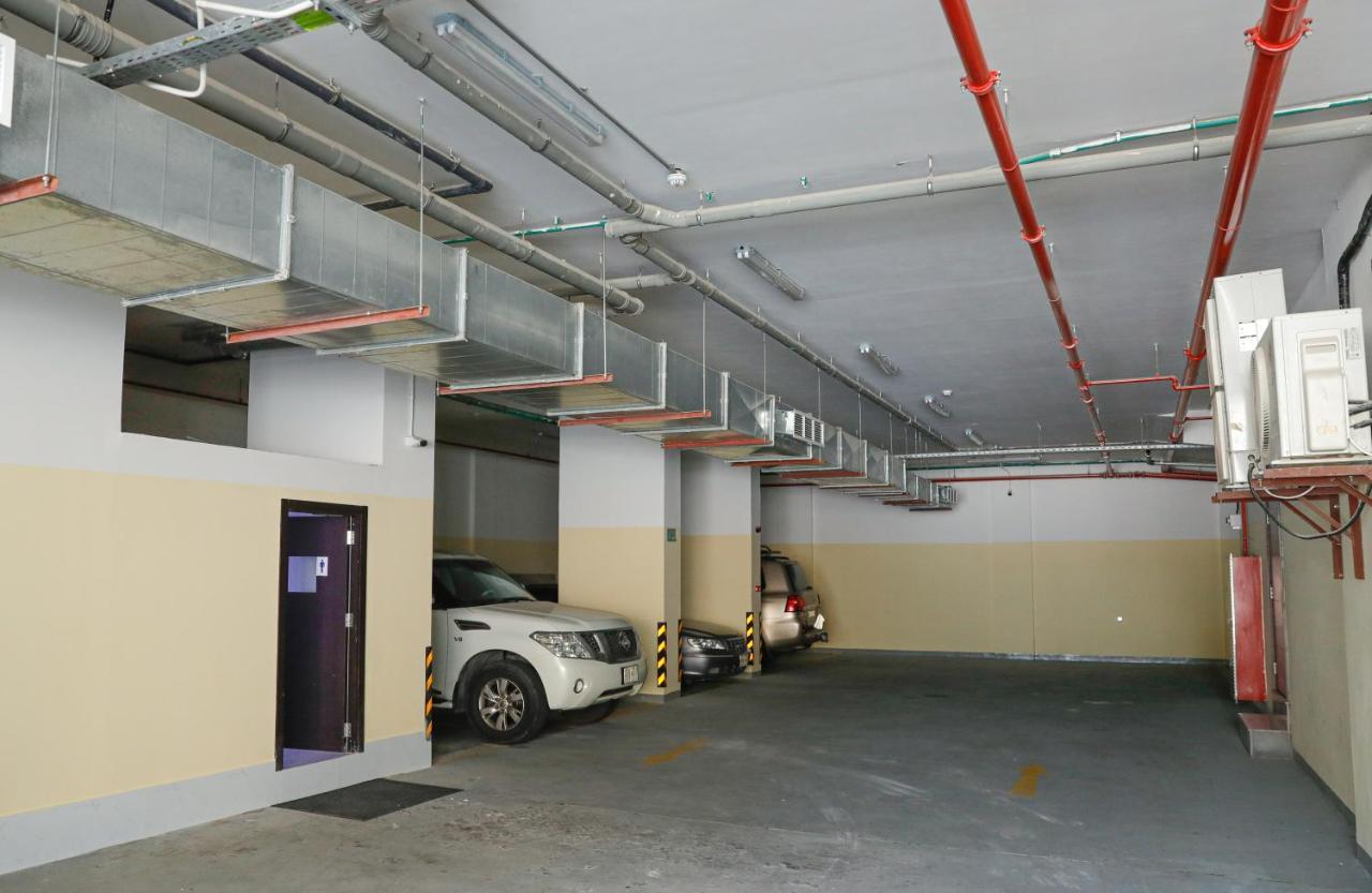 Sirius Tower Aparthotel Manamah Buitenkant foto