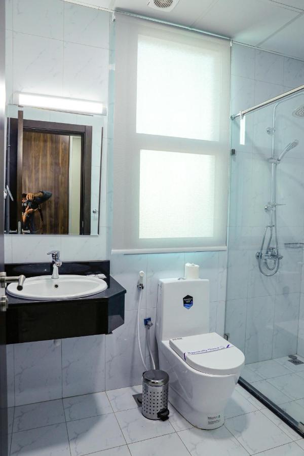 Sirius Tower Aparthotel Manamah Buitenkant foto
